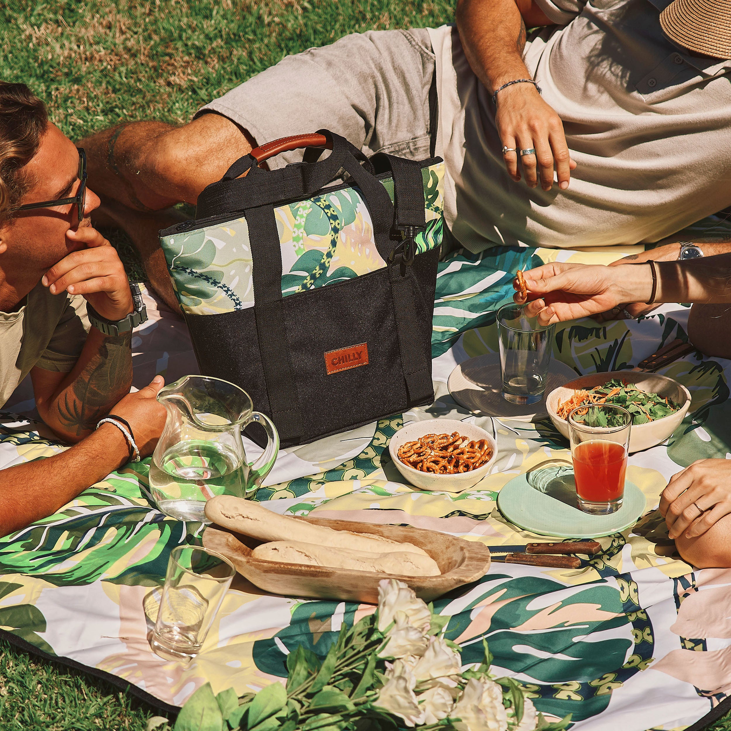 Combo Bolso Térmico 10 lts + Lona Picnic